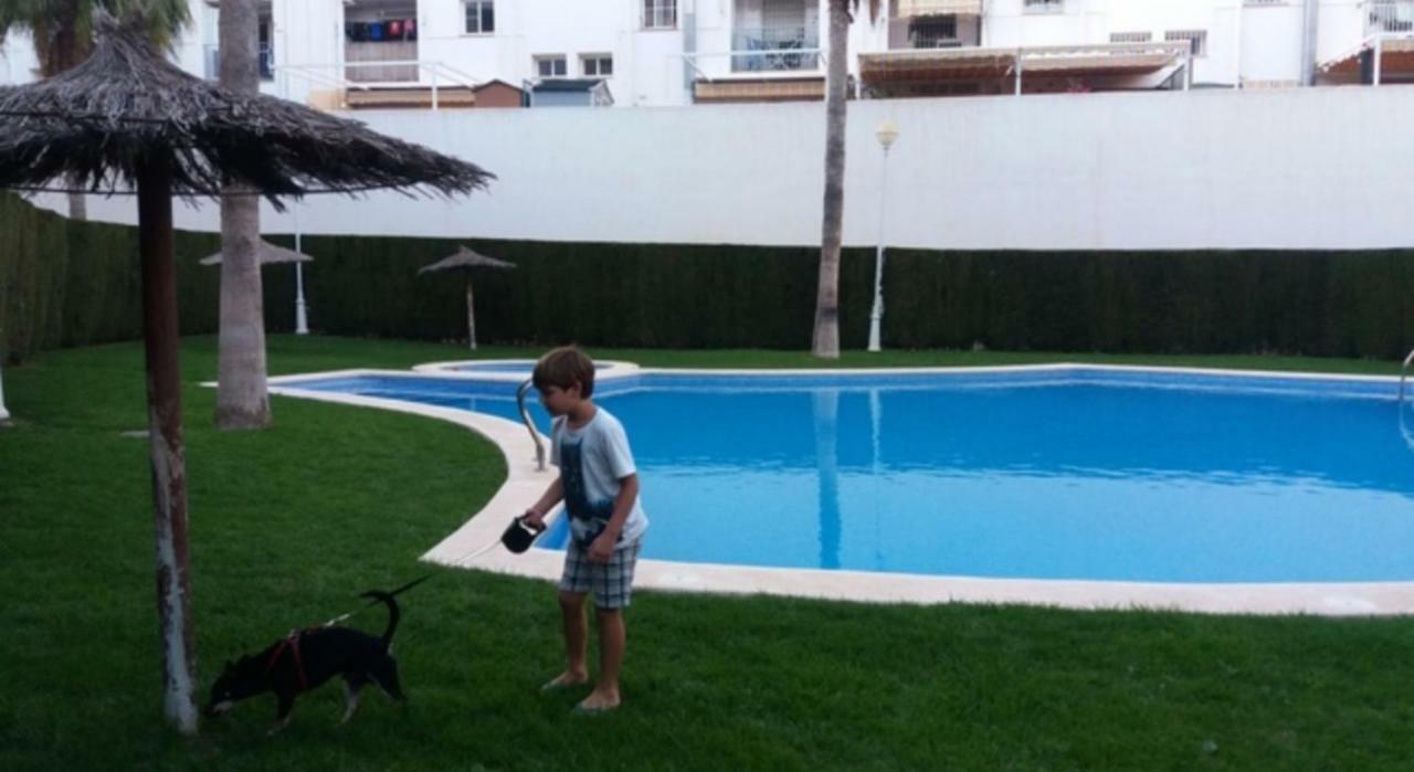 Habitación cerca a playa. Desayuno y piscina Alboraia Exterior foto